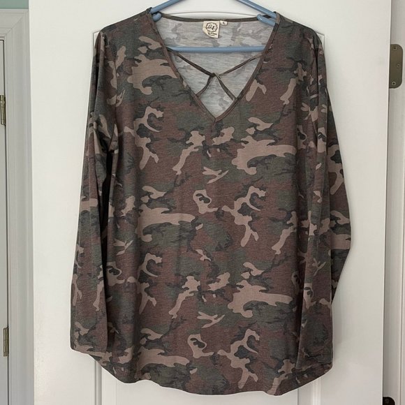Grace & Emma Caged In Tee for Women  Size XL - Picture 1 of 4